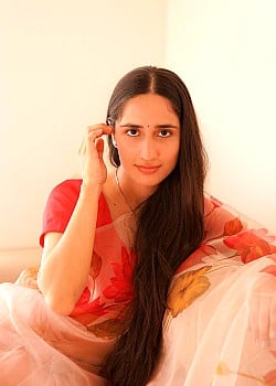 Akanksha Barar image 2 of 3