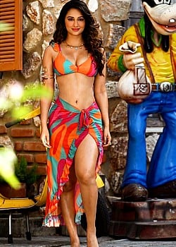 Akanksha Sharma image 2 of 4