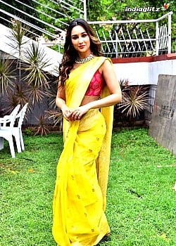 Akanksha Sharma image 4 of 4