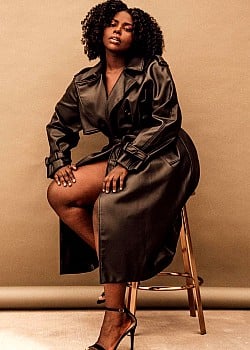 Akesha Murray image 3 of 4
