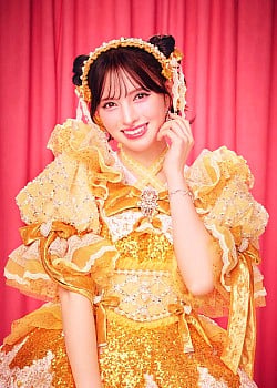Aki Suda image 3 of 4