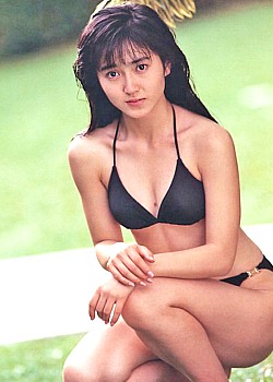 Akiko Ikuina image 3 of 4