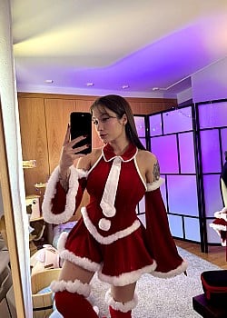 Akuma ASMR image 2 of 4