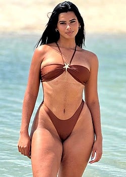 Alana Elis image 4 of 4