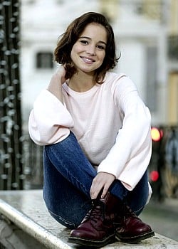 Alba Baptista image 2 of 4