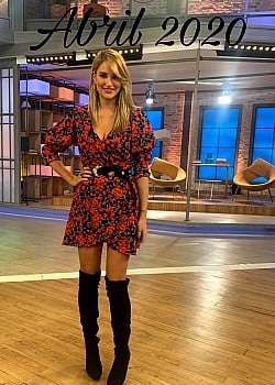 Alba Carrillo image 2 of 4
