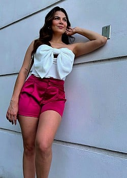 Alba Delgado image 4 of 4