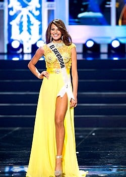 Alba Delgado image 1 of 4