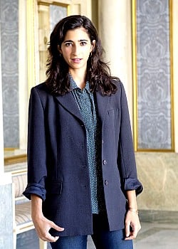 Alba Flores image 3 of 4