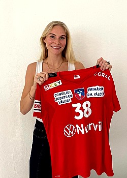 Alberte Kielstrup Madsen image 3 of 4