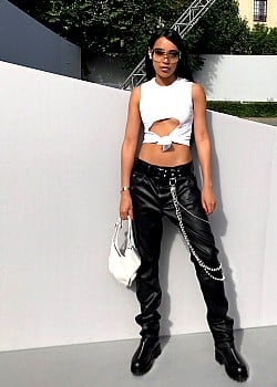 Aleali May image 2 of 4
