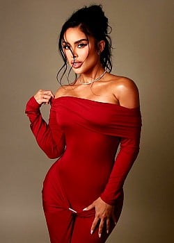 Aleja Lopez image 1 of 4