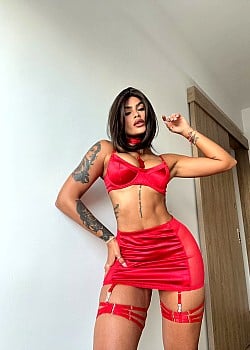 Aleja Torres image 2 of 4