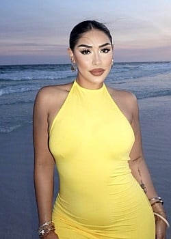 Alejandra Chavez image 2 of 4