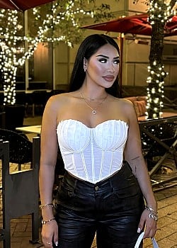 Alejandra Chavez image 3 of 4