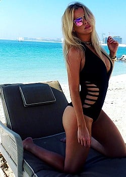 Alejandra Maglietti image 4 of 4