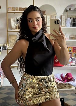 Alejandra Robleto image 2 of 4