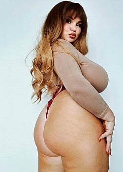 Alena Ostanova image 4 of 4