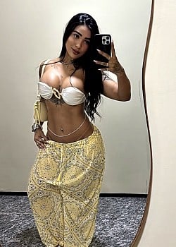 Alessandra Silva image 4 of 4