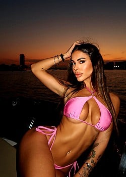 Alessia Carlino image 2 of 4