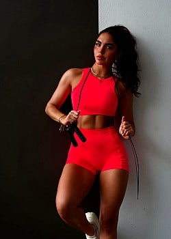 Alex Mara image 4 of 4
