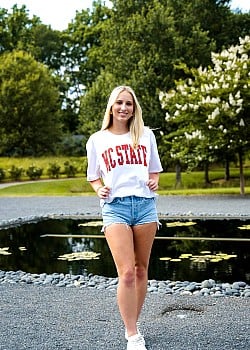 Alexa Hill image 4 of 4