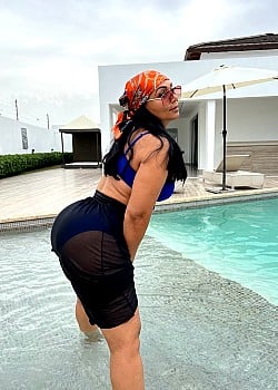 Alexa Lopez image 2 of 4
