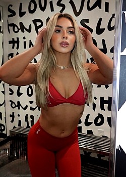 Alexa Weir image 4 of 4