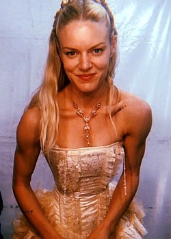 Alexandra Guelff image 3 of 3