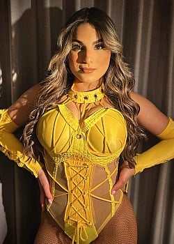 Alexandra Ismar image 2 of 3