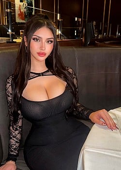 Alexandra Mota image 2 of 2