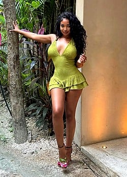 Alexandra Nx image 3 of 4
