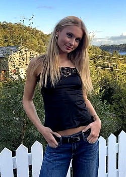 Alexandra Tunes Lund image 1 of 2