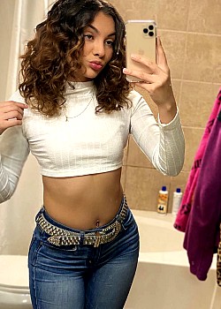 Alexandria Drake image 4 of 4