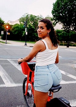 Alexi McCammond image 2 of 2