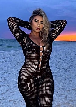 Alexis Flores image 3 of 4
