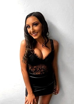 Alexis Simone image 4 of 4