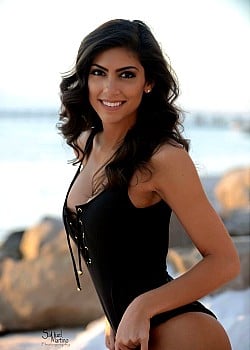 Alexis Watkins image 4 of 4