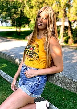 Alexus Marie Collins image 4 of 4