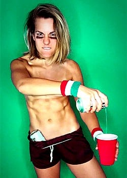 Ali Spagnola image 3 of 3