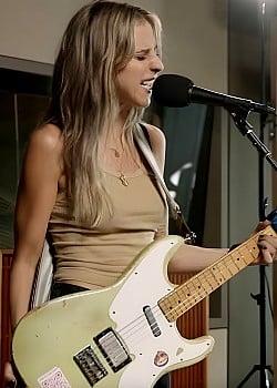 Alicia Bognanno image 2 of 4