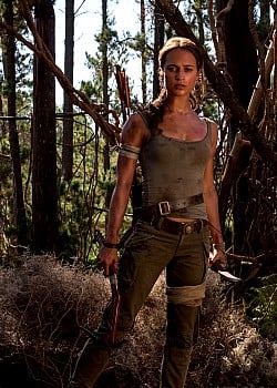 Alicia Vikander image 2 of 4