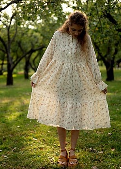 Alina Bananovna image 2 of 2