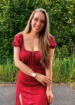 Alina Fastner image 2 of 4