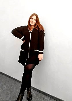 Alina Lavrynovic image 2 of 3