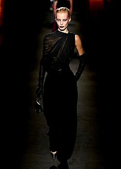 Alina Miller image 2 of 3