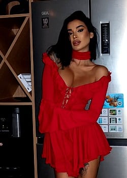 Alina Tonkikh image 4 of 4