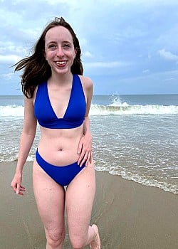 Alison Burke image 4 of 4