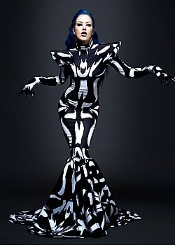 Alissa White-Gluz image 4 of 4