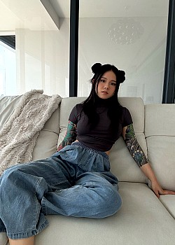 Alize Lei image 2 of 2